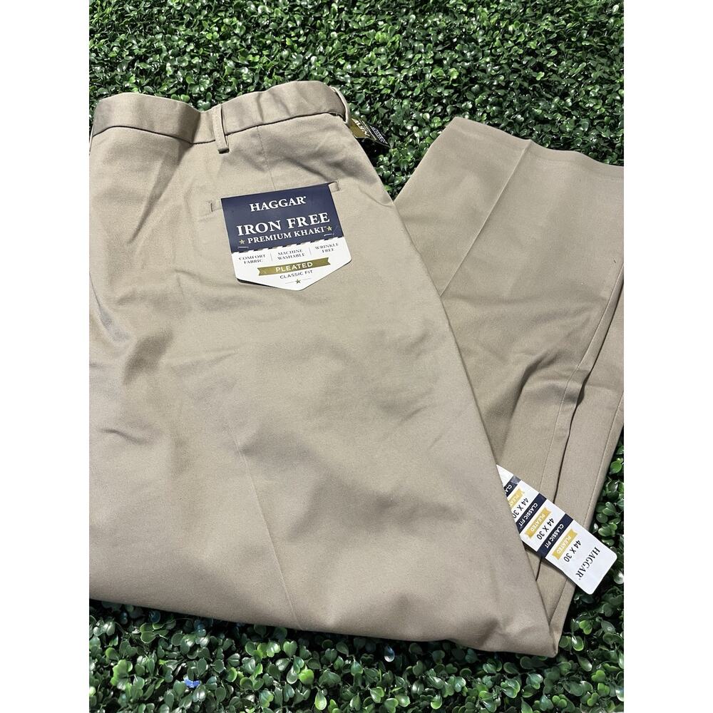 Haggar Mens Pleated Front Classic Fit Premium No Iron Khaki Expandable 44x30